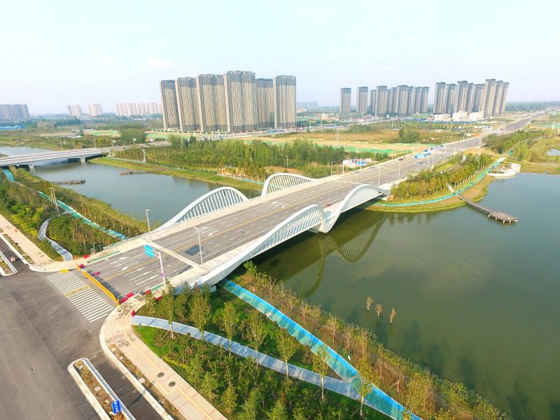 郑州航空港工业四路及跨梅河干流桥